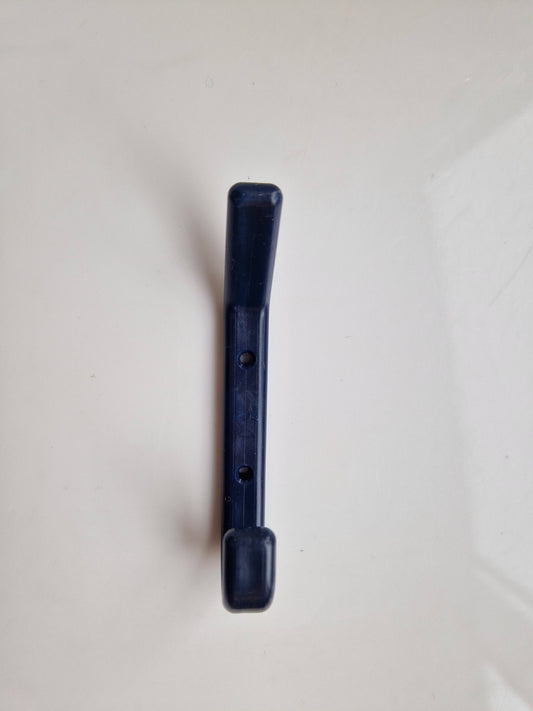 Knaggi Mini, Havet